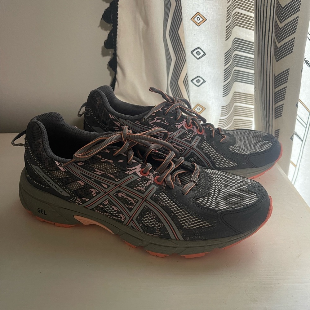Asics Gel Venture 6 Sneakers Gray and Pink Athletic Shoes